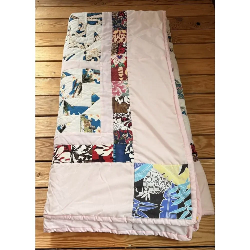 Vintage Handmade Hawaiian Pattern Patchwork Quilt Size 74x74 Pink M7